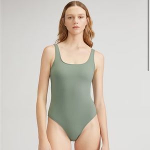 Everlane One piece Swimsuit in M